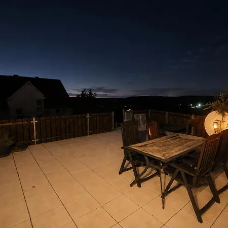 Haus Brailen - Grosses Ferienhaus Mit Dachterrasse, Garten & Kamin بيت للعطل بريلون
